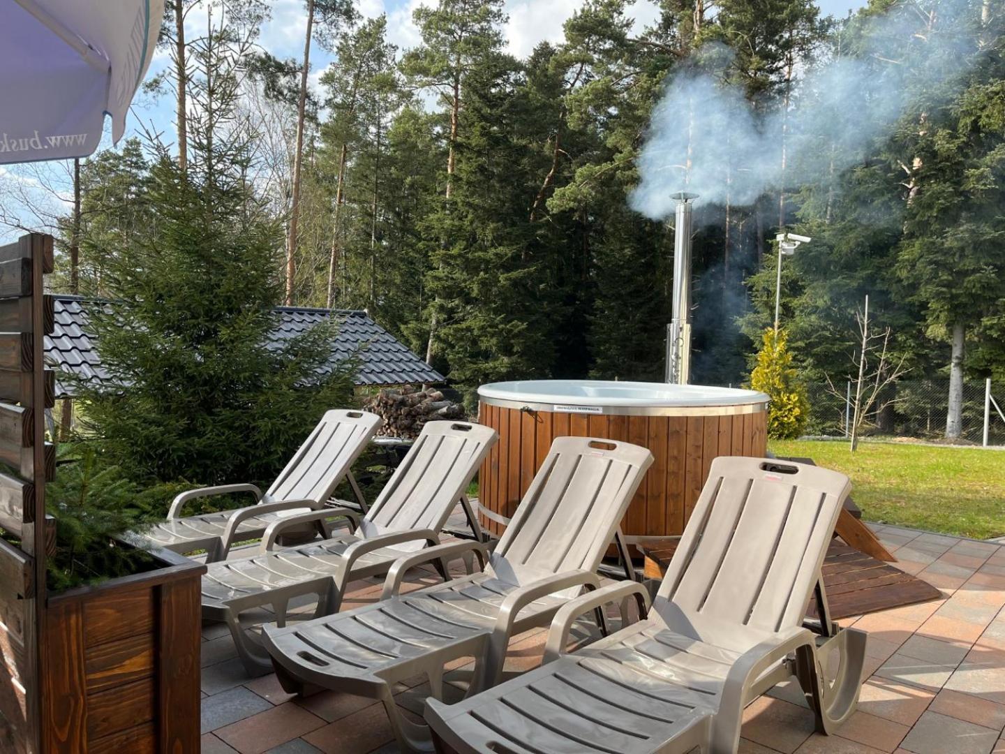 Lesny Dworek Snochowice Exterior photo